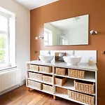 Holiday home Ferme De La Cheveche & Jacuzzi Namur Sart-Saint-Laurent