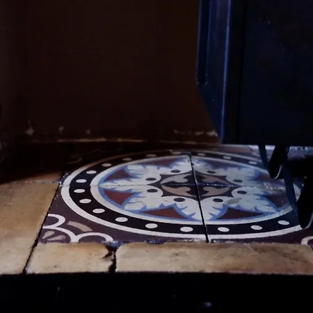 Ferme De La Cheveche & Jacuzzi Namur Дом отдыха *