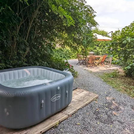 Ferme De La Cheveche & Jacuzzi Namur