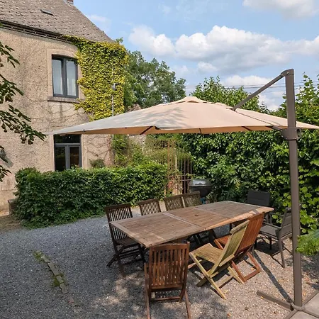Дом отдыха Ferme De La Cheveche & Jacuzzi Namur Sart-Saint-Laurent