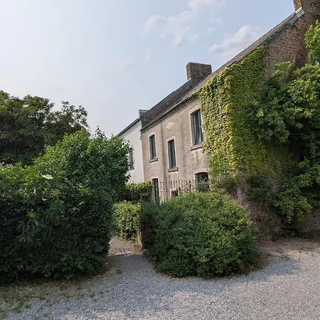 Дом отдыха Ferme De La Cheveche & Jacuzzi Namur *