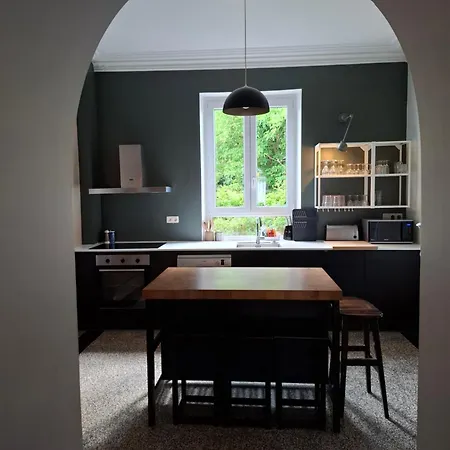 בית נופש Ferme De La Cheveche & Jacuzzi Namur Sart-Saint-Laurent