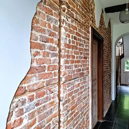 Σπίτι διακοπών Ferme De La Cheveche & Jacuzzi Namur